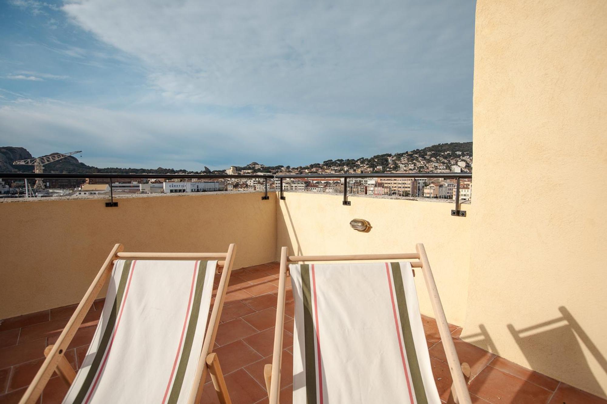 Casa Abeille Apartment