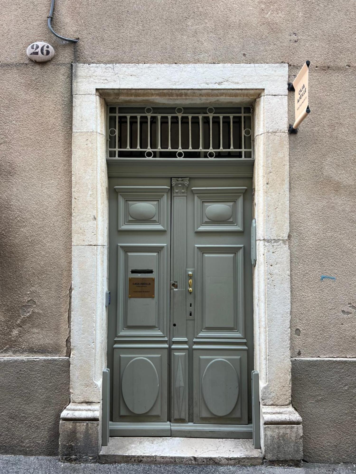 Casa Abeille Apartment
