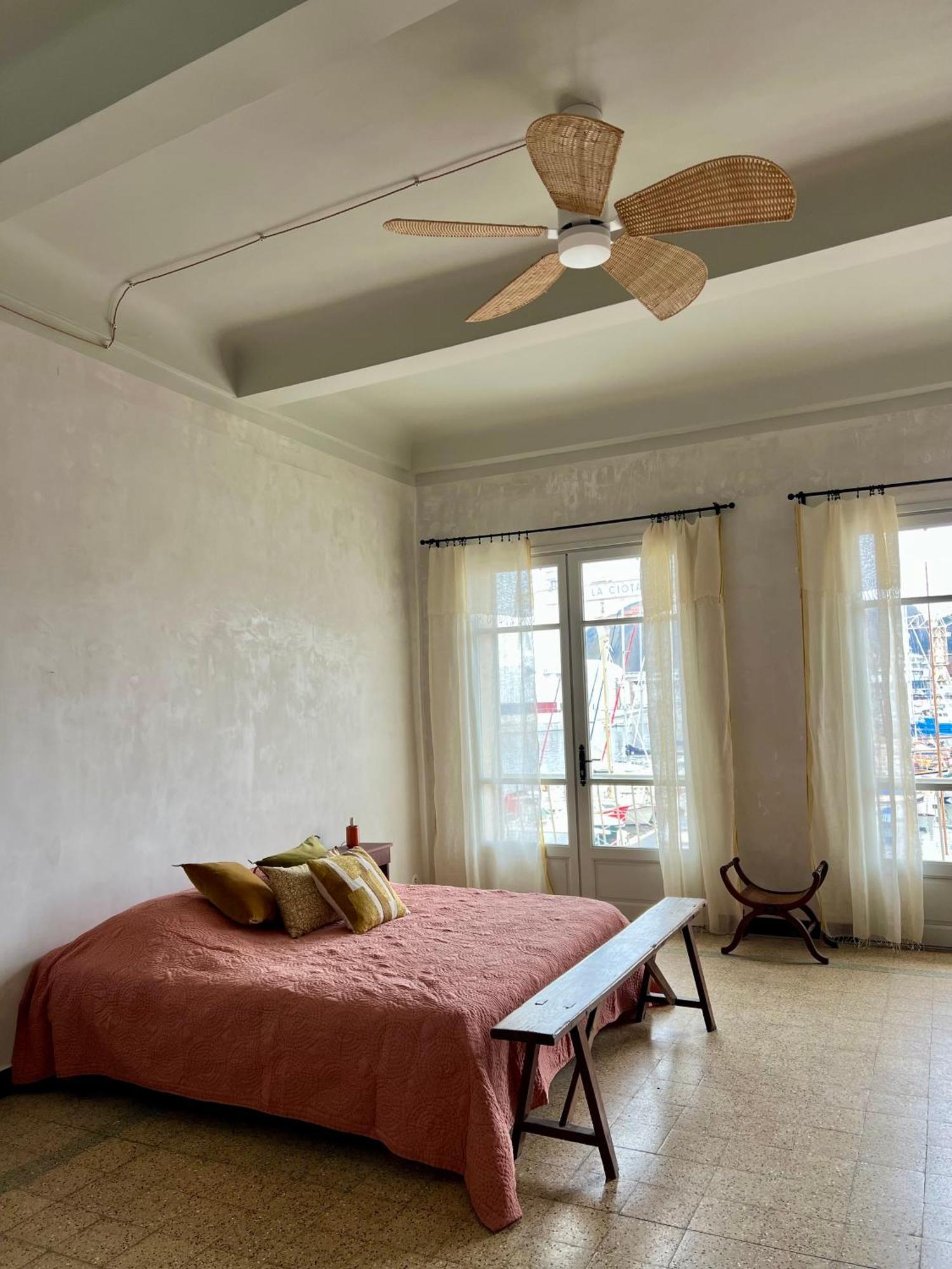 Casa Abeille Apartment
